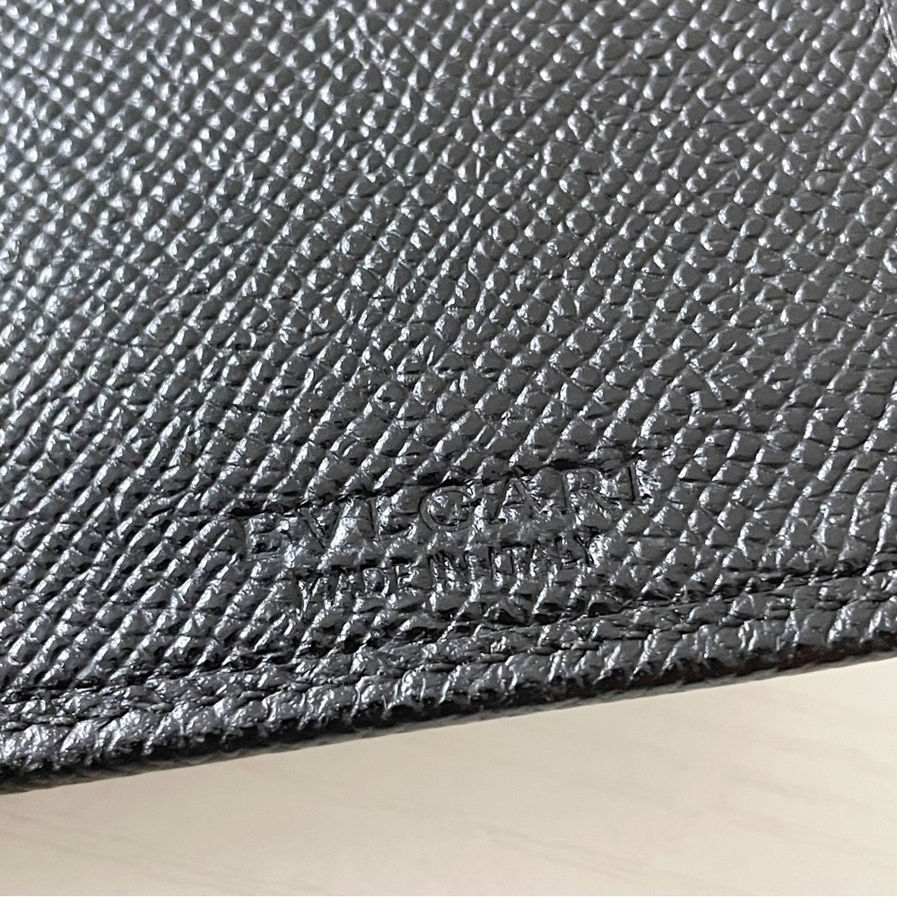 Bvlgari black grain leather circle logo long bifold wallet - Picture 8 of 11